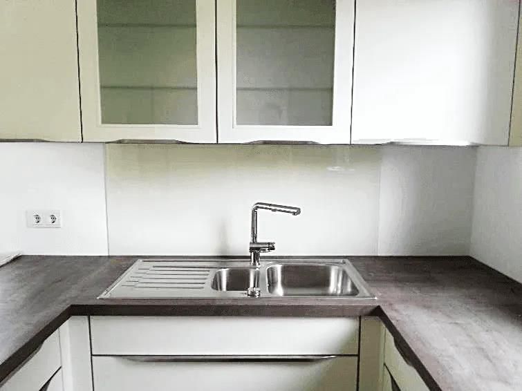 Küchenrückwände aus Glas