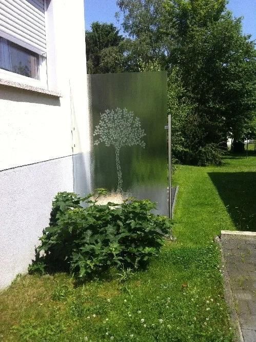 Sicht- und Windschutz aus Glas