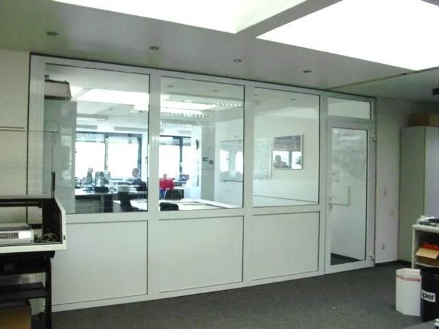 Trennwände aus Glas