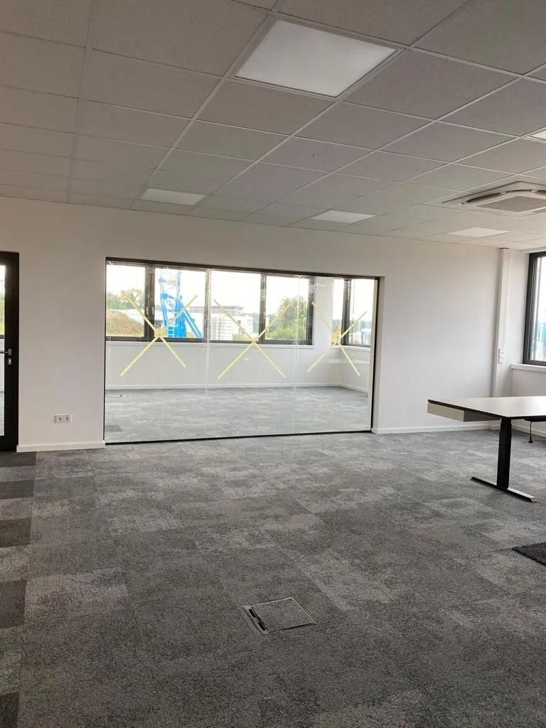 Trennwände aus Glas