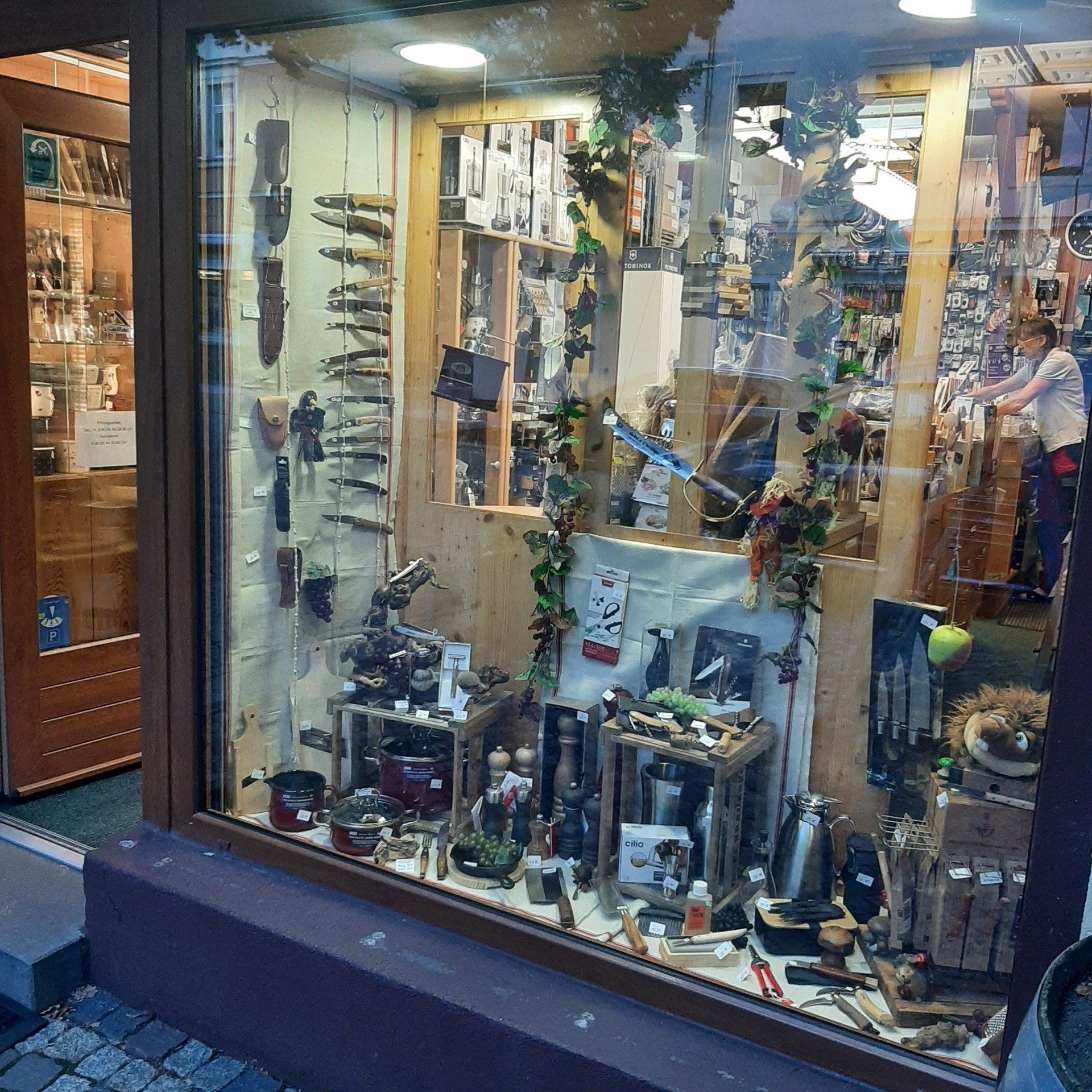 Schleiferei Scheren-Große – Schleifwerkzeug und scharfe Gegenstände wie Scheren und Messer