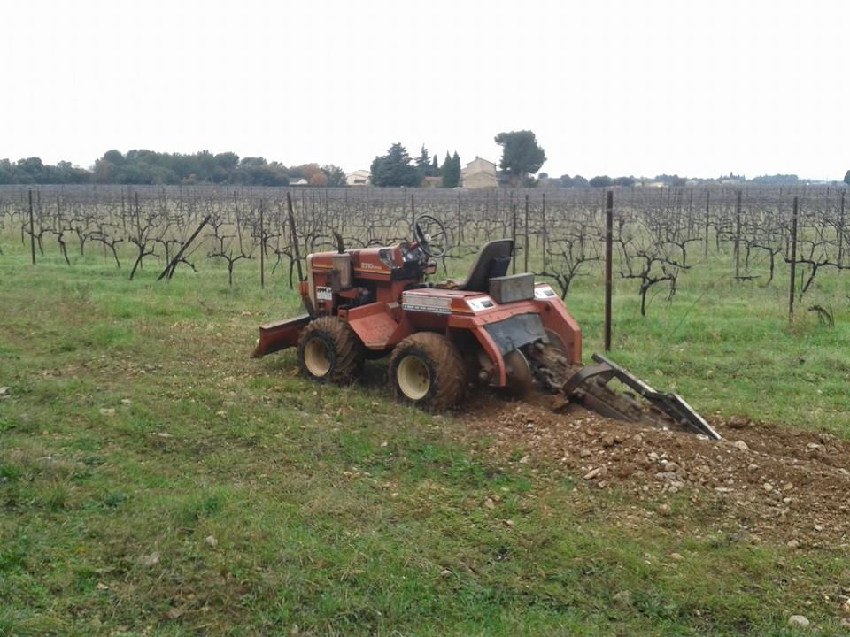 Creusage pour l'irrigation des vignes