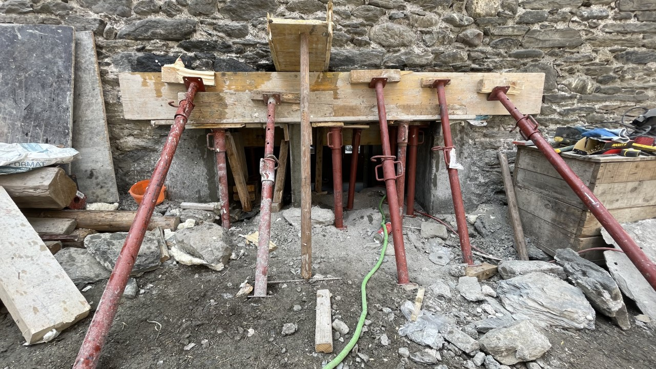 OUVERTURE FENETRE ET REALISATION DU LINTEAU BETON