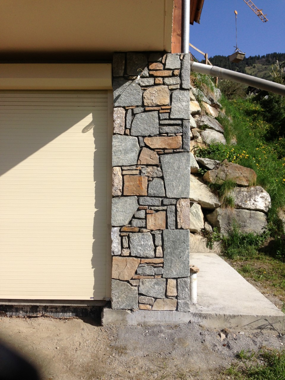 Pilier en pierre d'italie