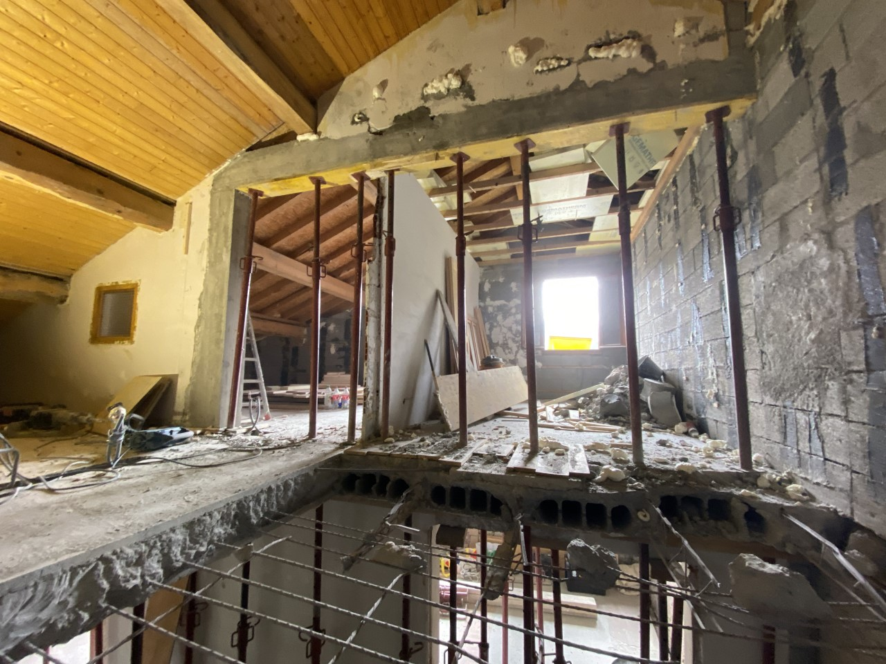 REALISATION D'UN JAMBAGE ET LINTEAU EN BETON