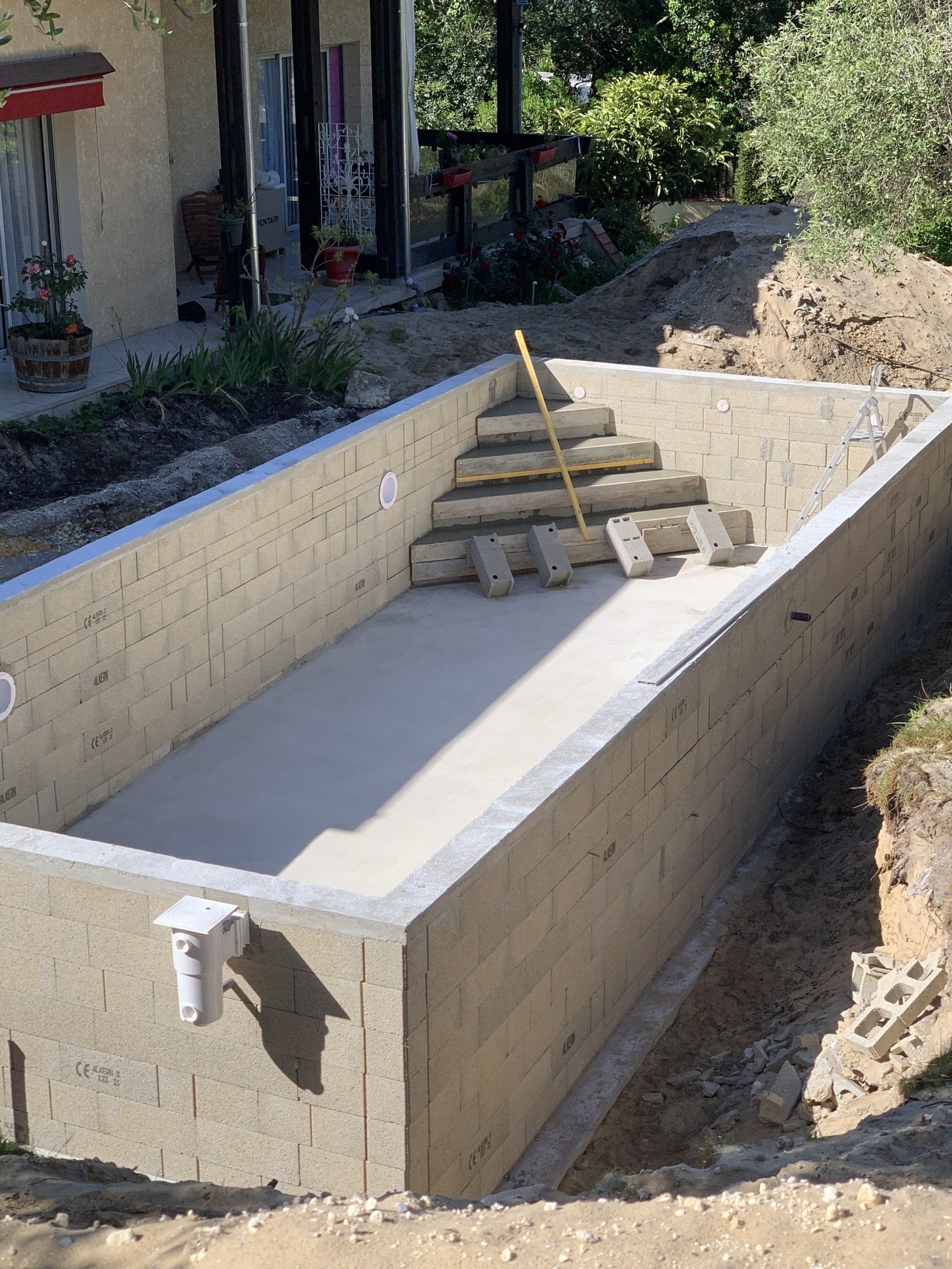 Piscine maçonnée