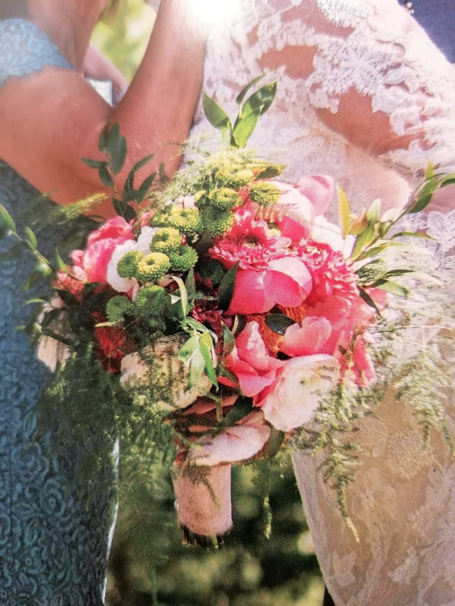 Horticultrice-floricultrice et camion itinérant - Les Fleurs d'Alena