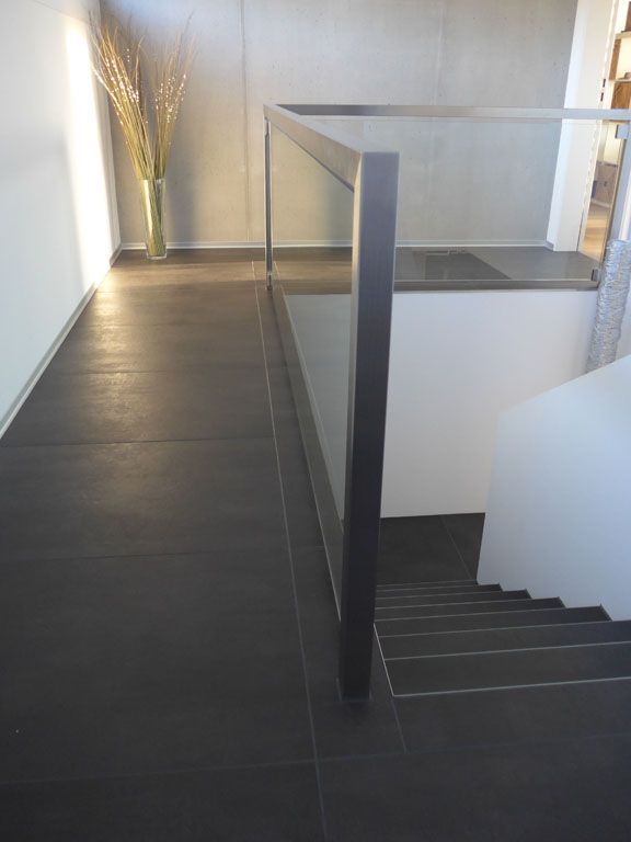 Treppe mit Fliesen von Schmidmeister Fischer AG