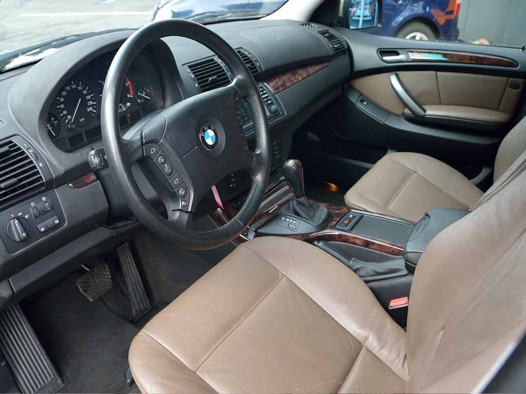 Carrosserie et tôlerie - Garage Jospeed - Evionnaz