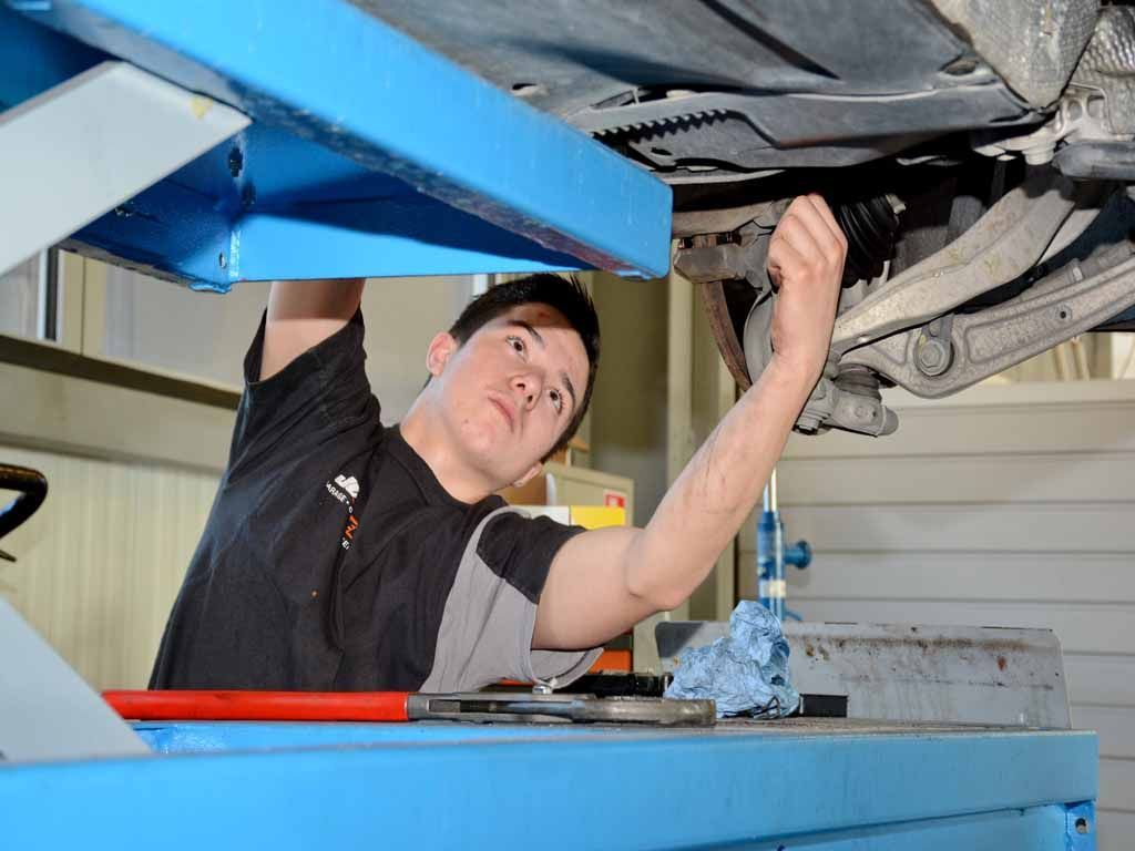 Carrosserie et tôlerie - Garage Jospeed - Evionnaz