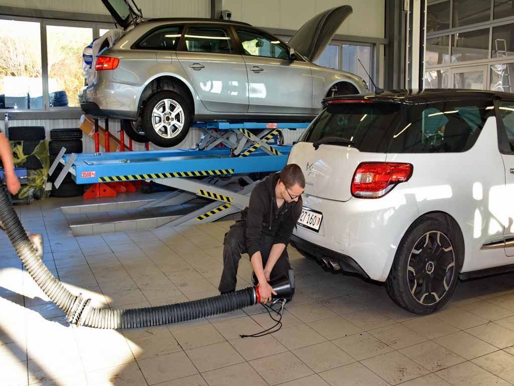 Carrosserie et tôlerie - Garage Jospeed - Evionnaz