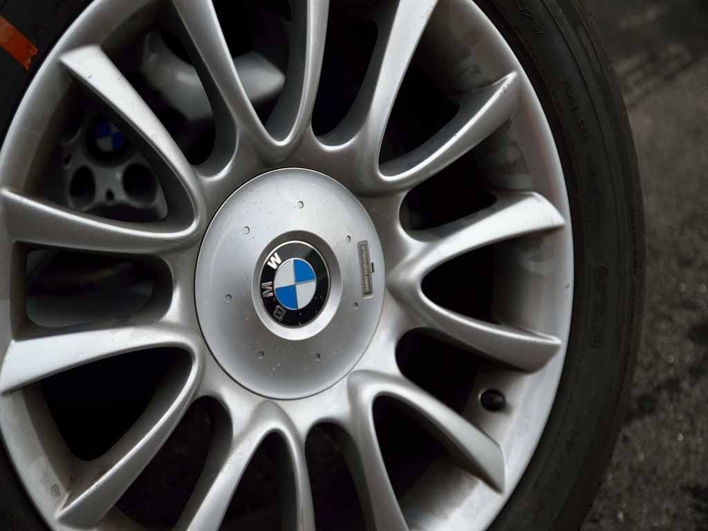 Carrosserie et tôlerie - Garage Jospeed - Evionnaz