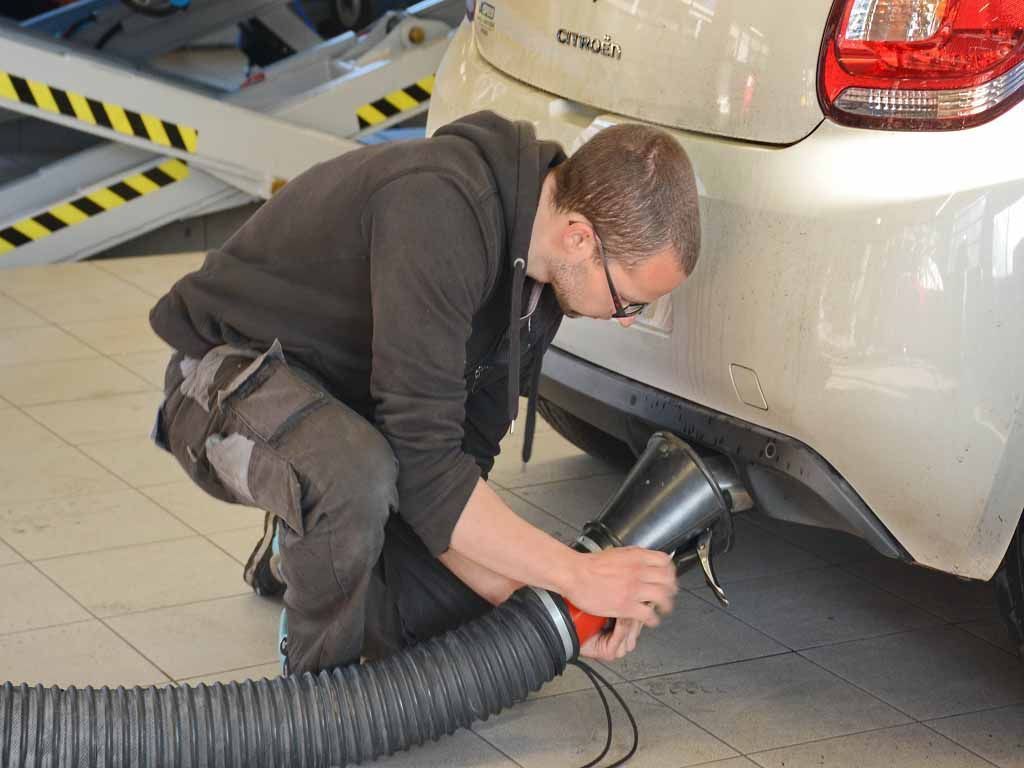 Carrosserie et tôlerie - Garage Jospeed - Evionnaz