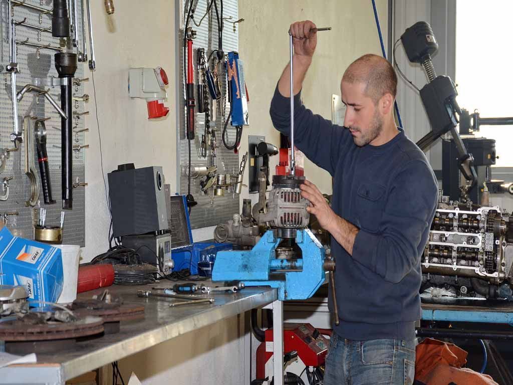 Carrosserie et tôlerie - Garage Jospeed - Evionnaz