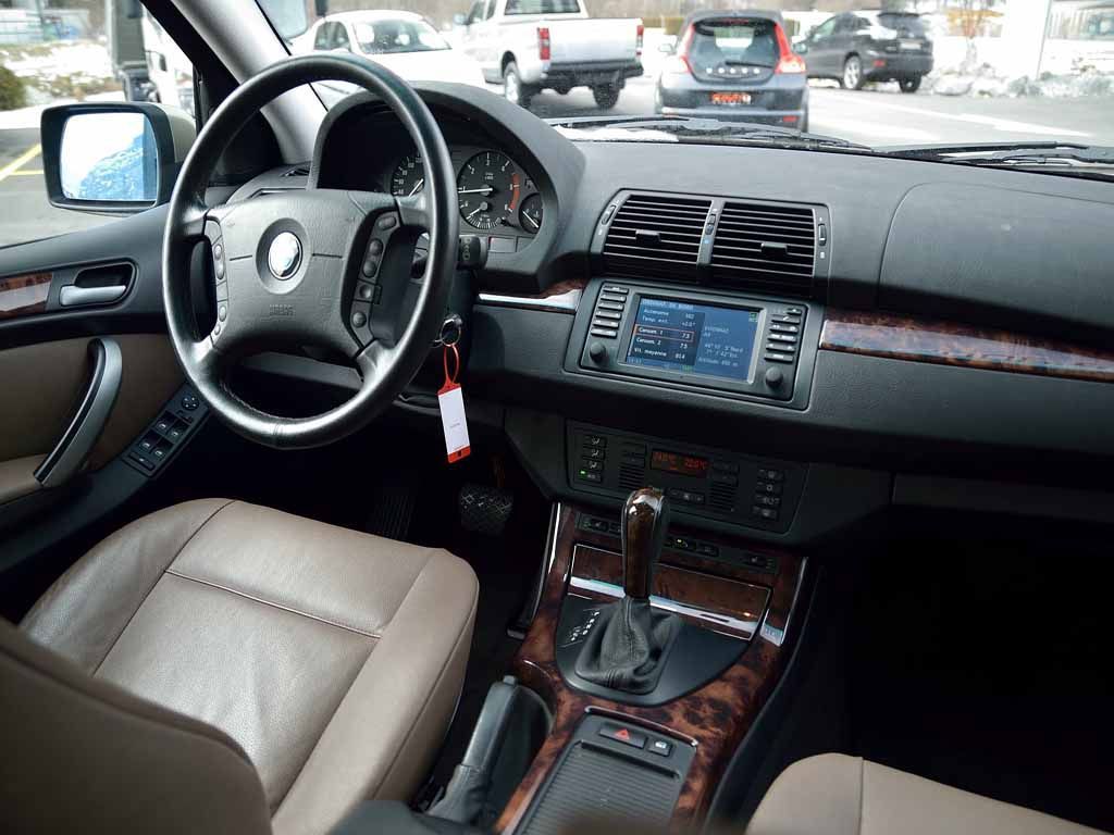 Carrosserie et tôlerie - Garage Jospeed - Evionnaz