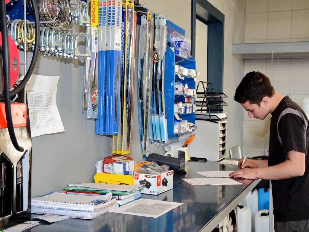 Carrosserie et tôlerie - Garage Jospeed - Evionnaz