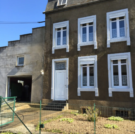 Travaux, avant ravalement de façade