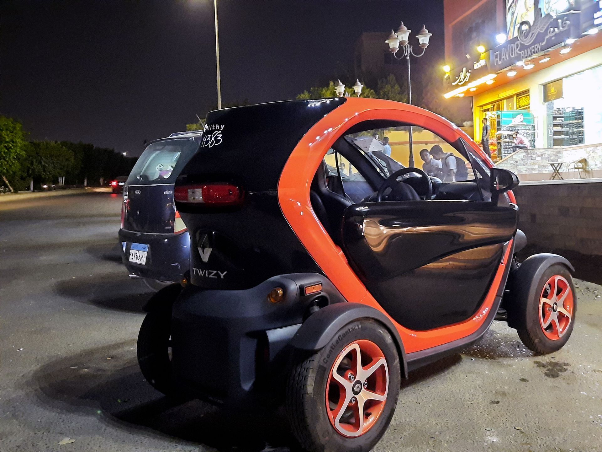 Une petite voiture sans permis.