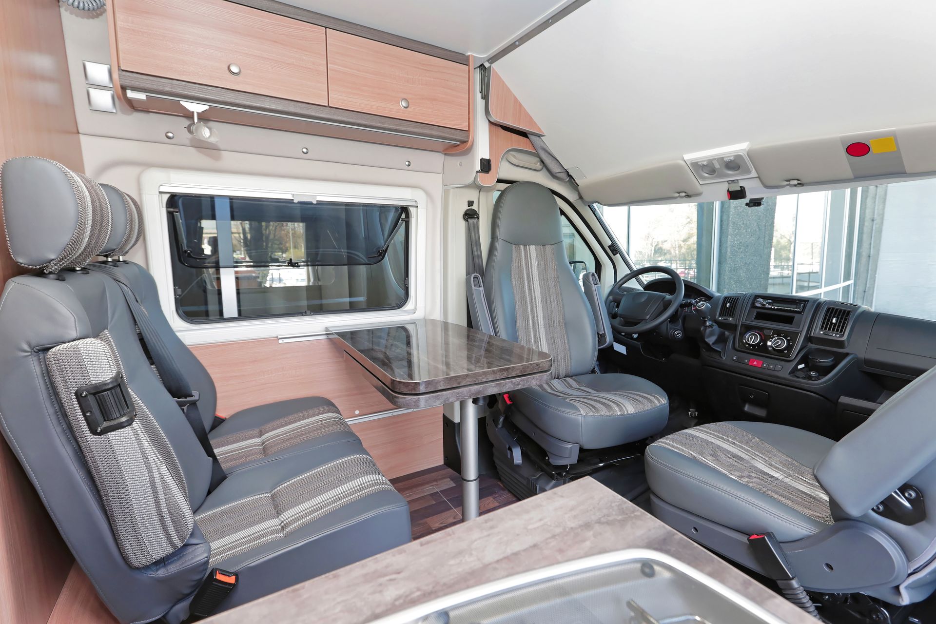 Habitacle d'un camping-car.