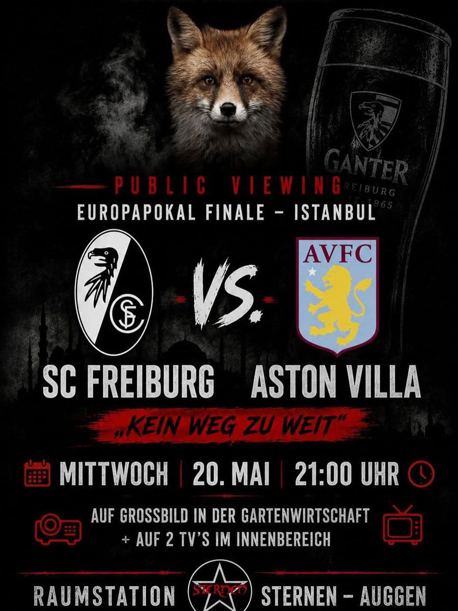 Spielplakat Freiburg gegen Aston Villa mit Fuchs-Maskottchen, Teamlogos und Details zum deutschen Spiel auf schwarzem Hintergrund
