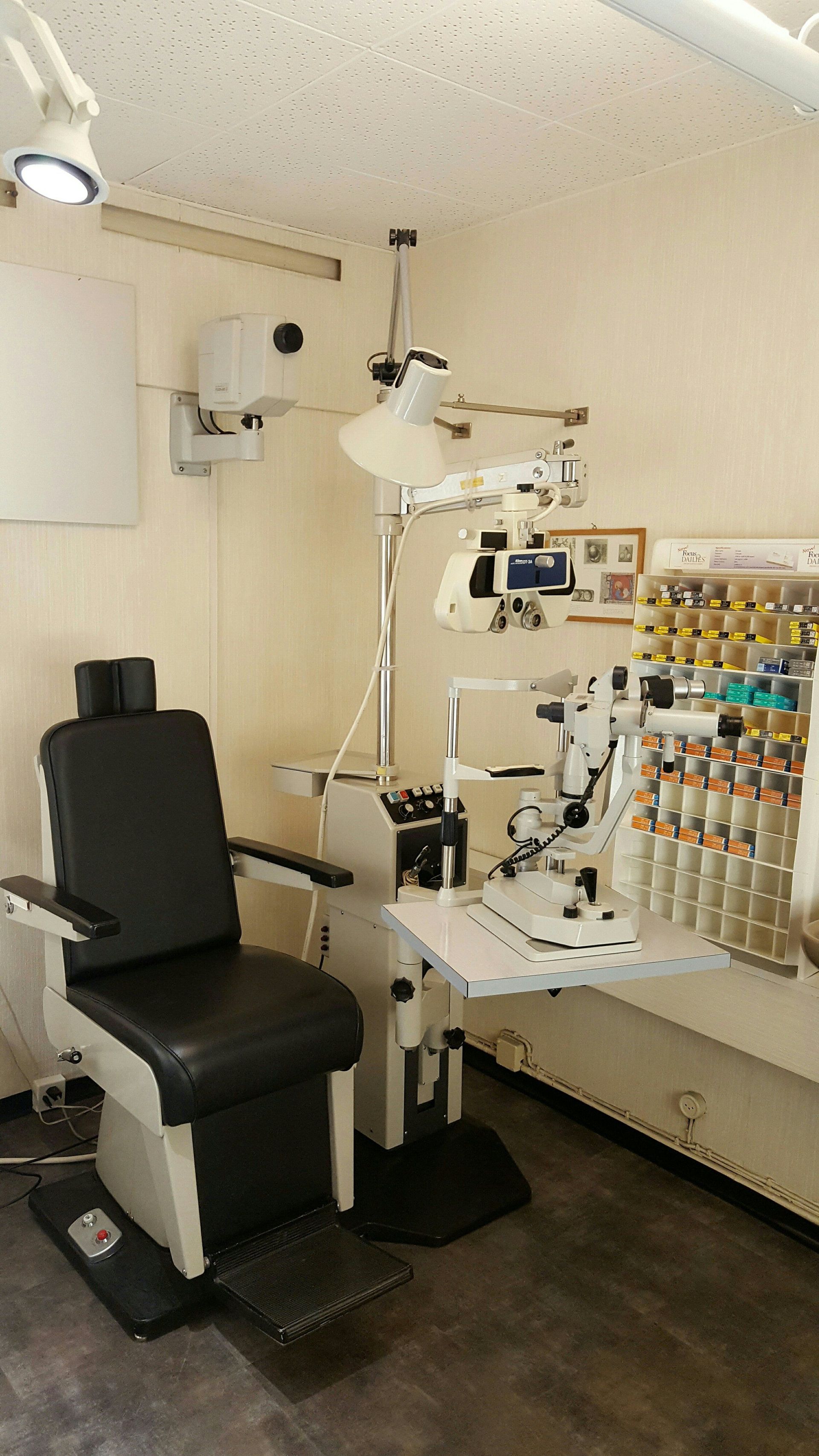 galerie-photos-examen-de-vue-et-de-conduite-optique-riponne-lausanne