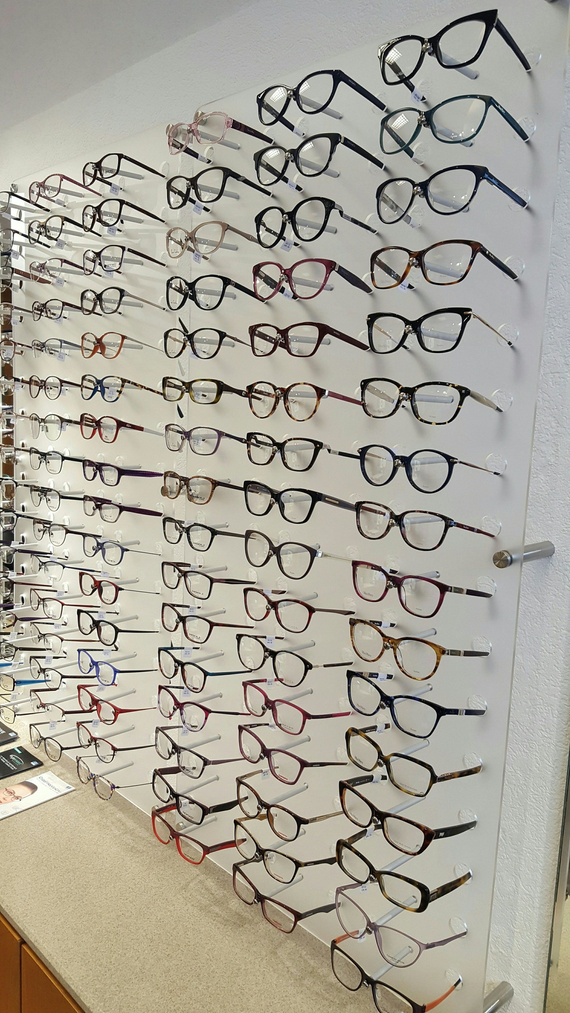 galerie-photos-magasin-devanture-lunettes-optique-riponne-lausanne