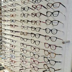 accueil-galerie-photos-opticien-lunetier-optique-riponne-lausanne-vaud