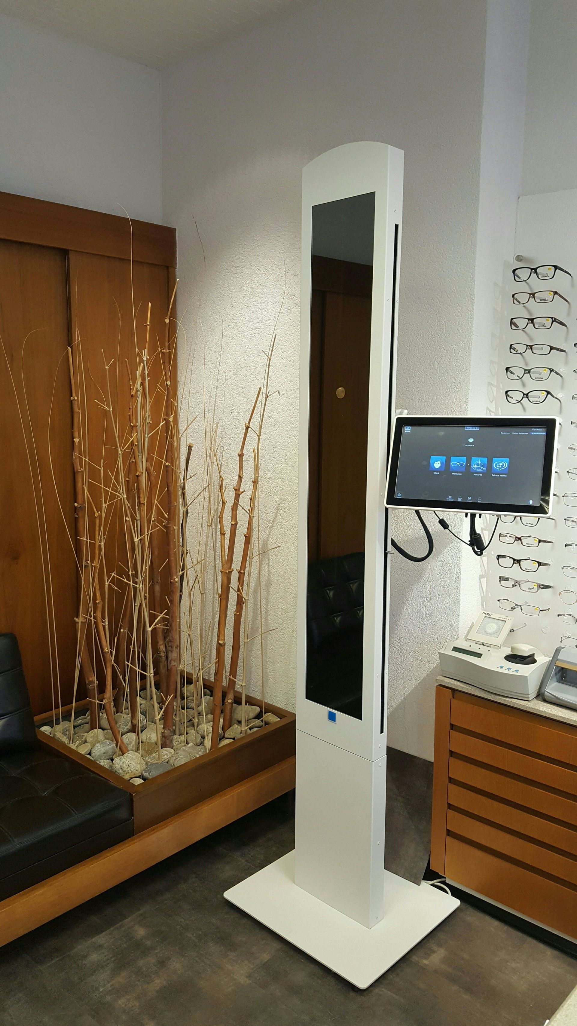 galerie-photos-visiooffice-test-de-vue--optique-riponne-lausanne