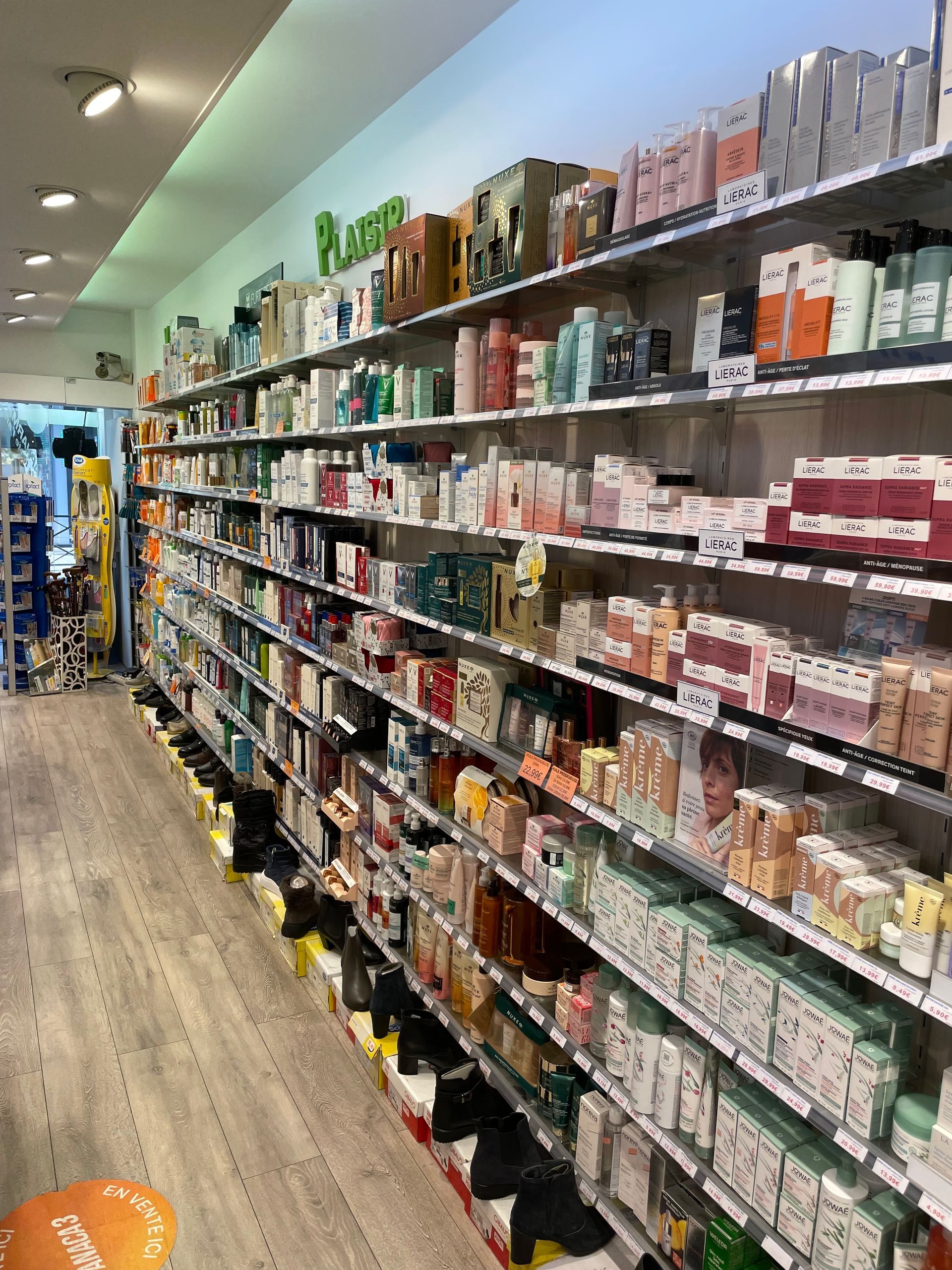 Intérieur de la Pharmacie Compagne