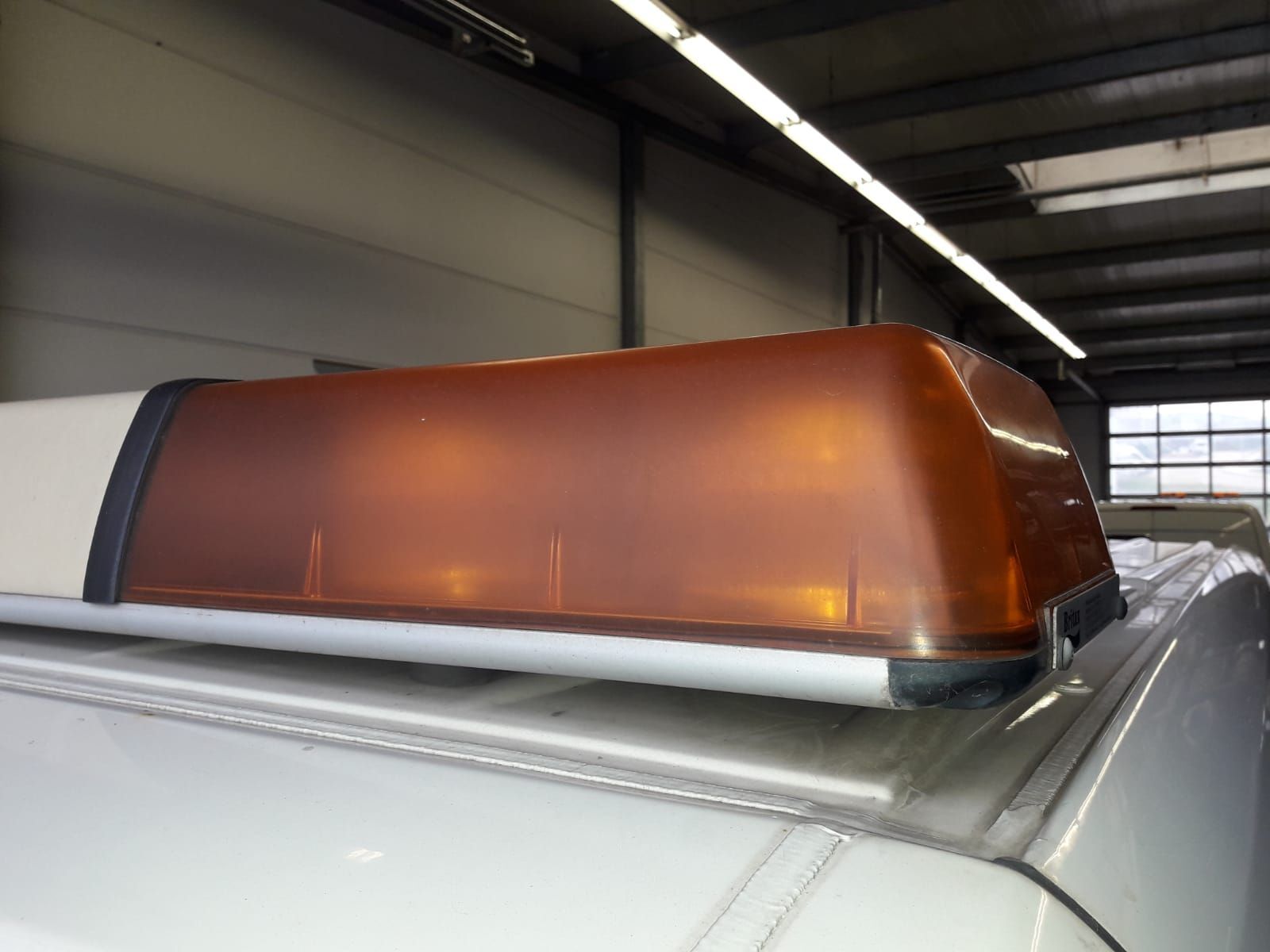 Gelblicht von WFP Clean Oberflächentechnik GmbH