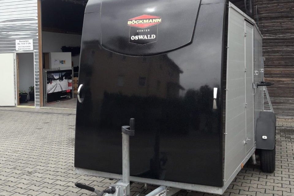 Anhänger von WFP Clean Oberflächentechnik GmbH