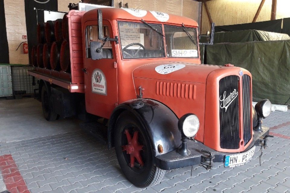 Altes Fahrzeug von WFP Clean Oberflächentechnik GmbH