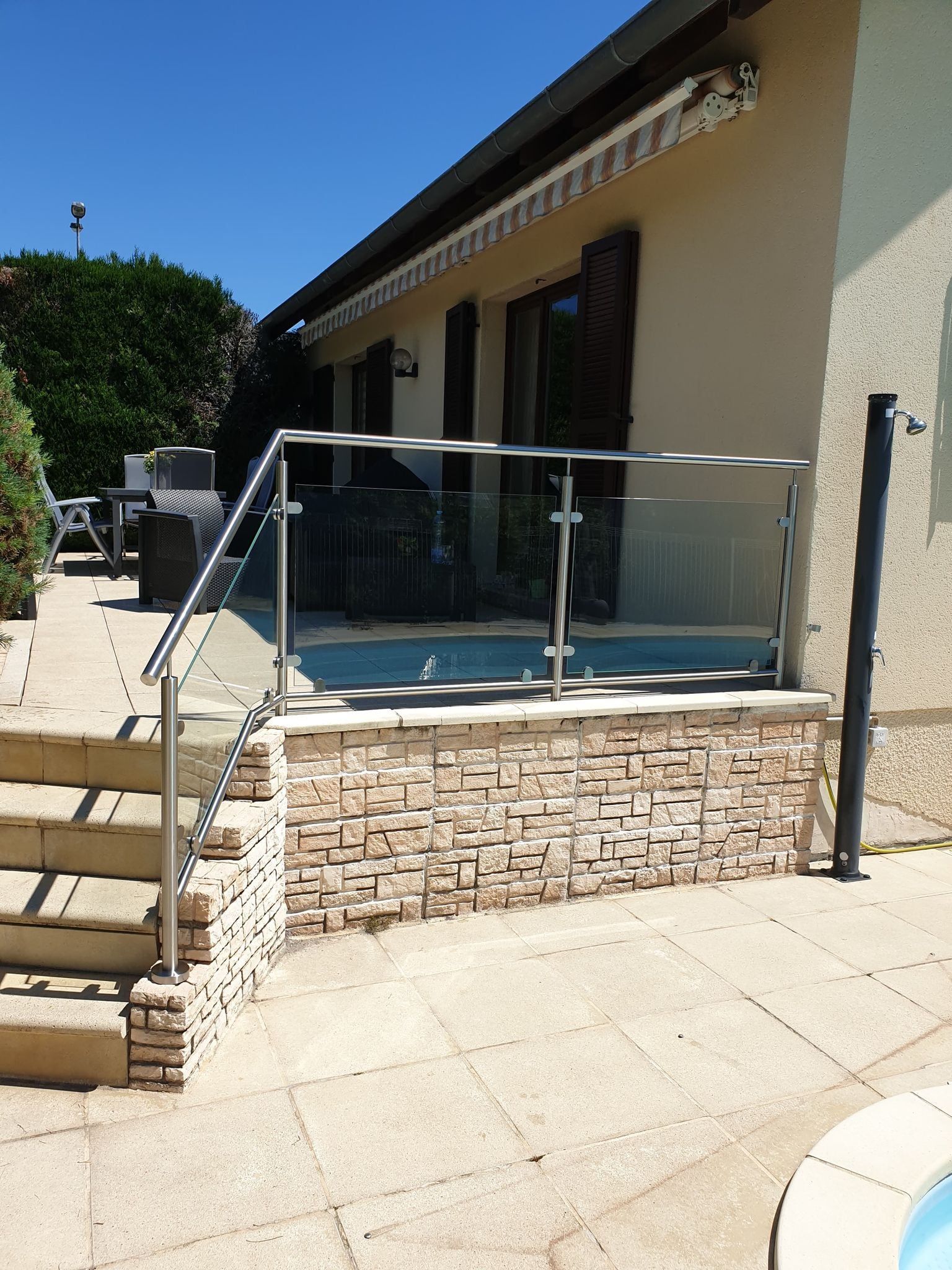 Garde-corps pour terrasse surélevée