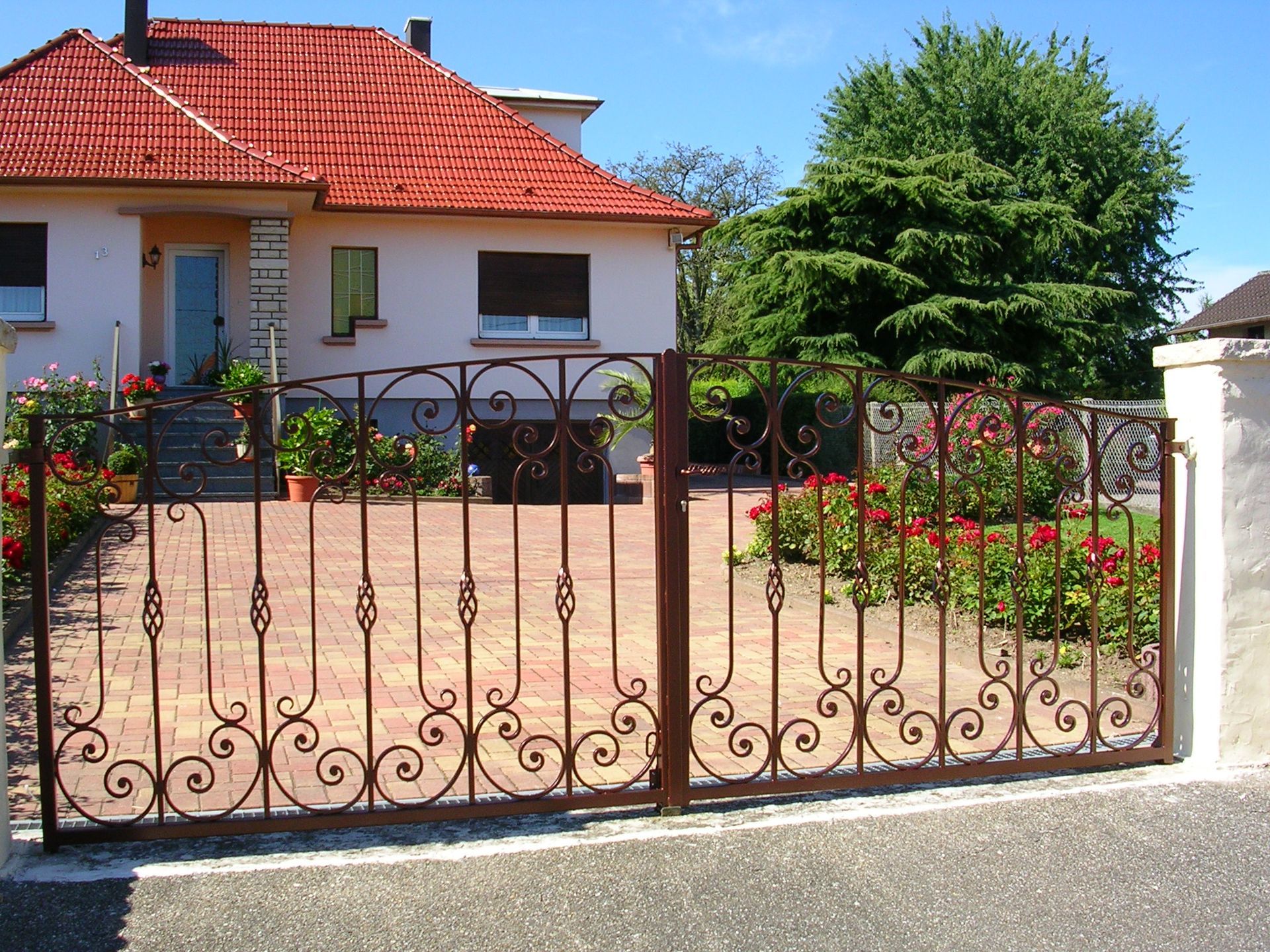 Portail en fer forgé