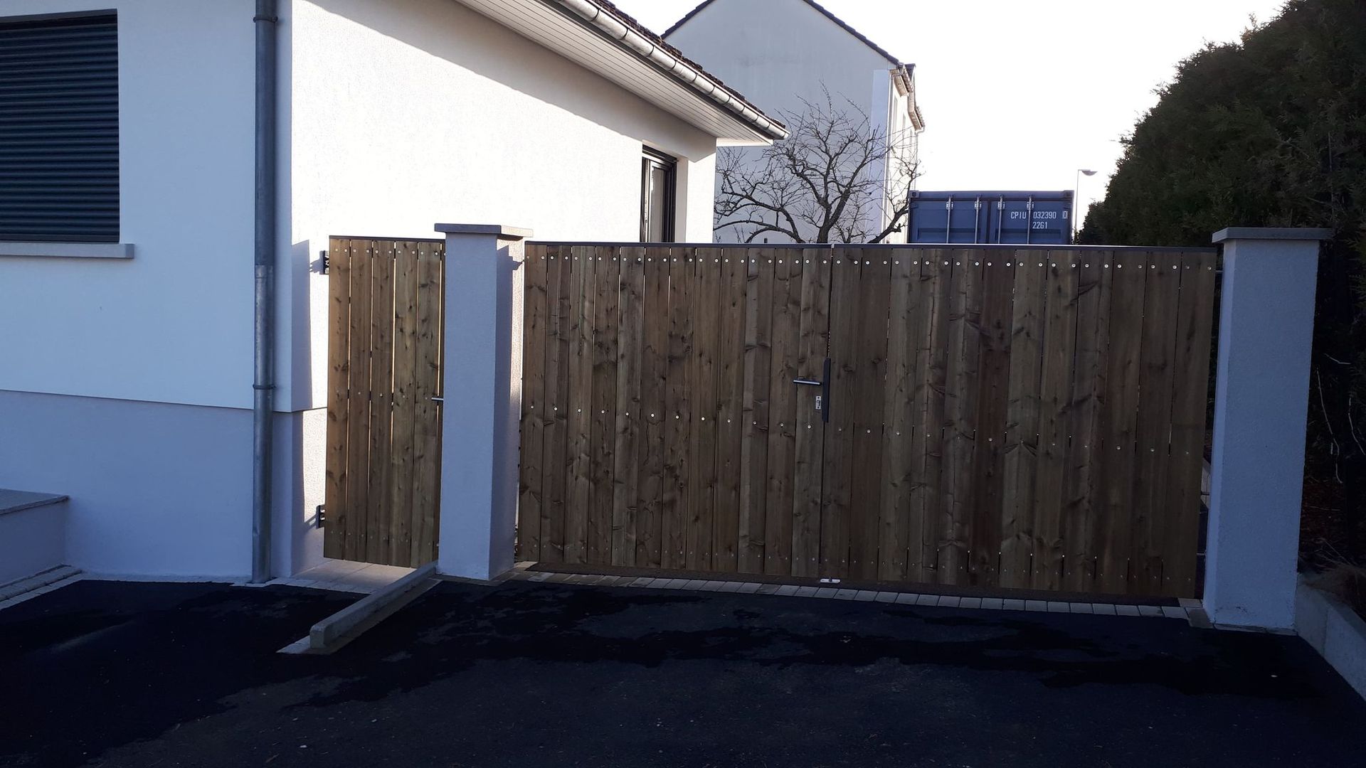 Portail coulissant en bois