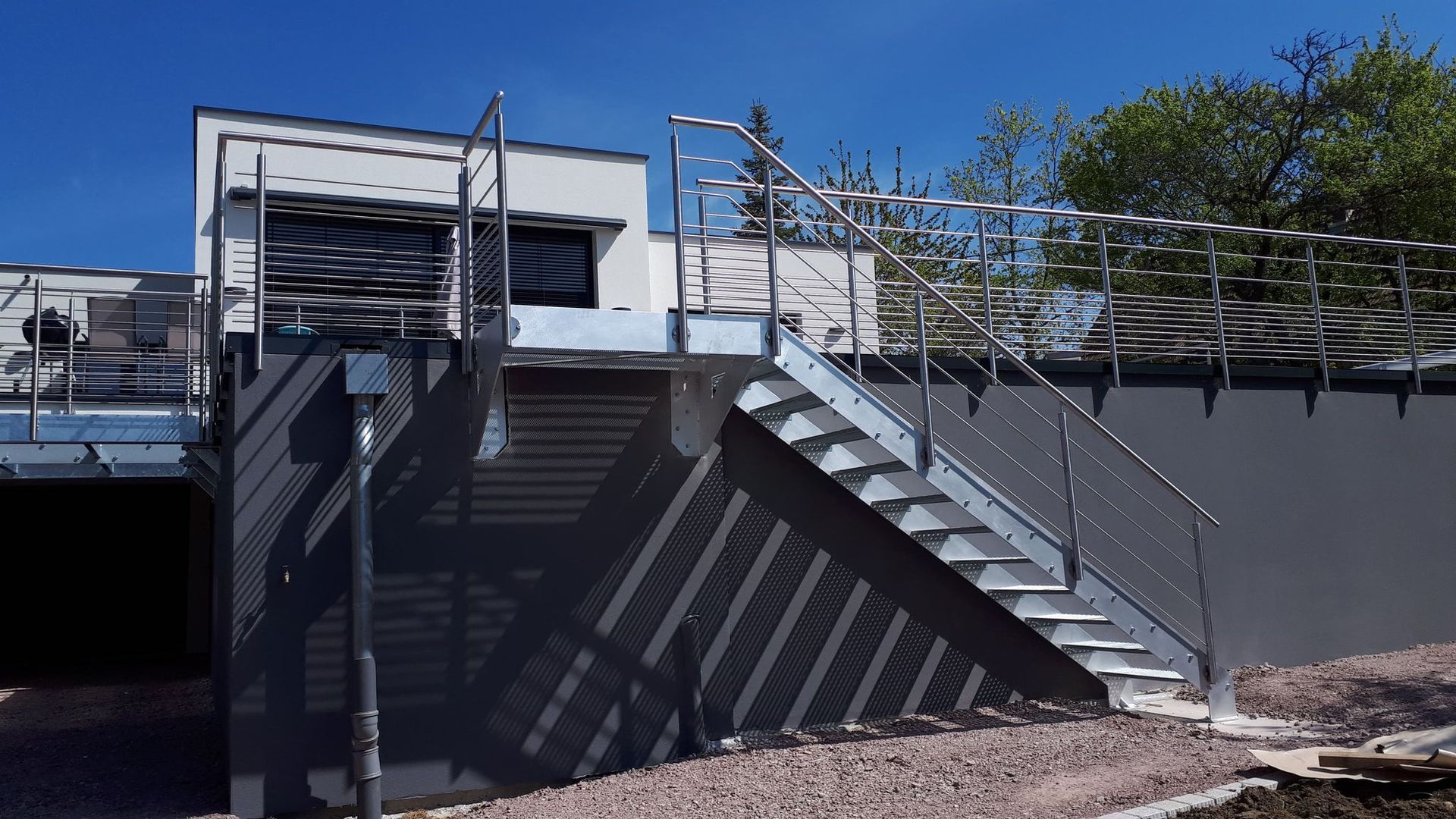 Escalier métallique extérieur