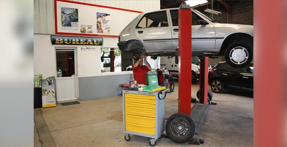 Carrosserie Baud à Beauvoir-sur-Mer - Garages automobiles