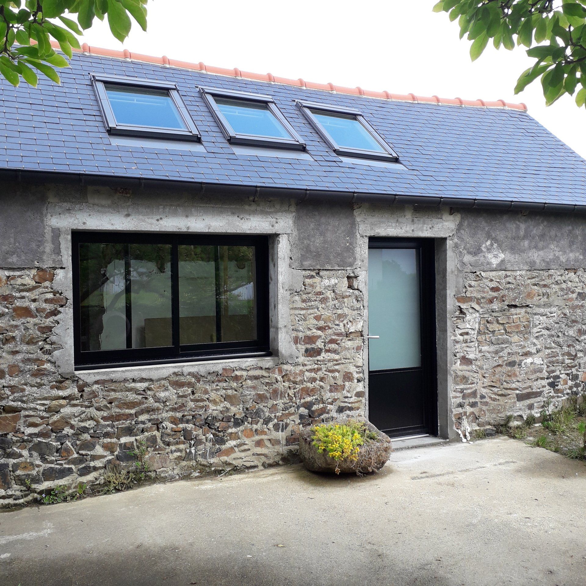 Installation de fenêtres de toit