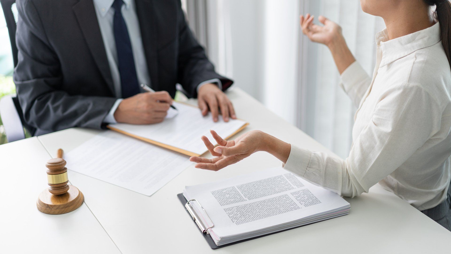 Avocate, Karine Rousselot-Weber