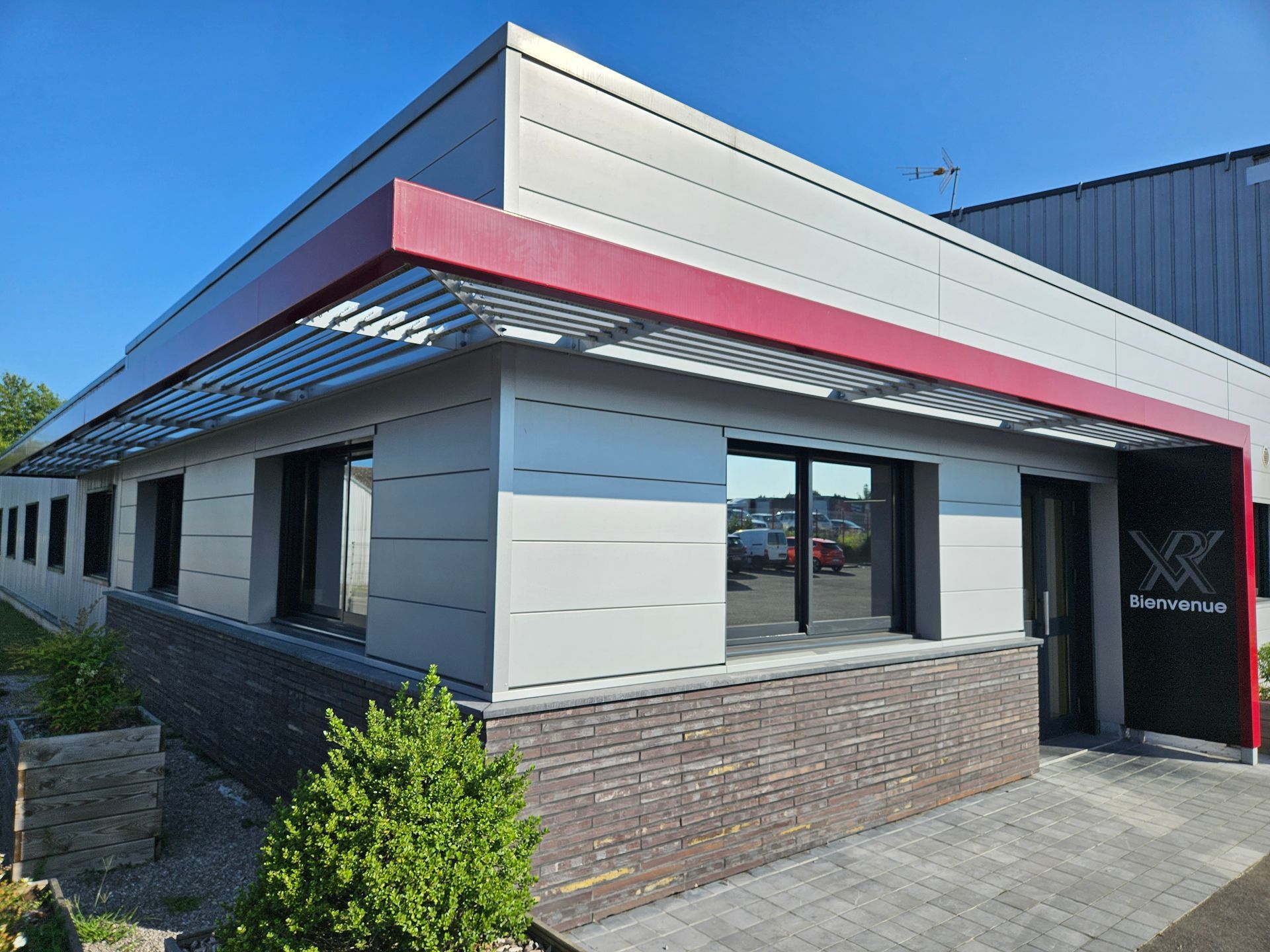Locaux de l'entreprise, bureaux et atelier