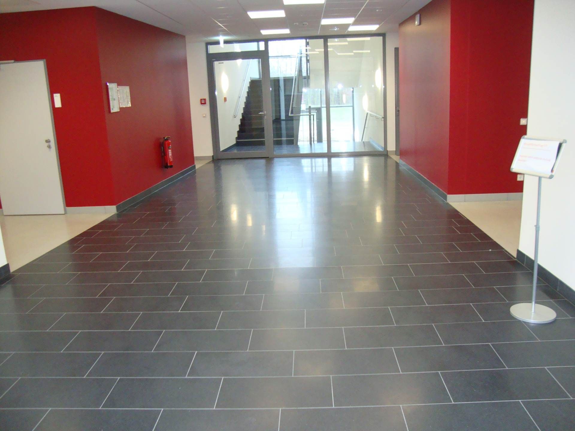 Klinikum Flur, Fliesenboden