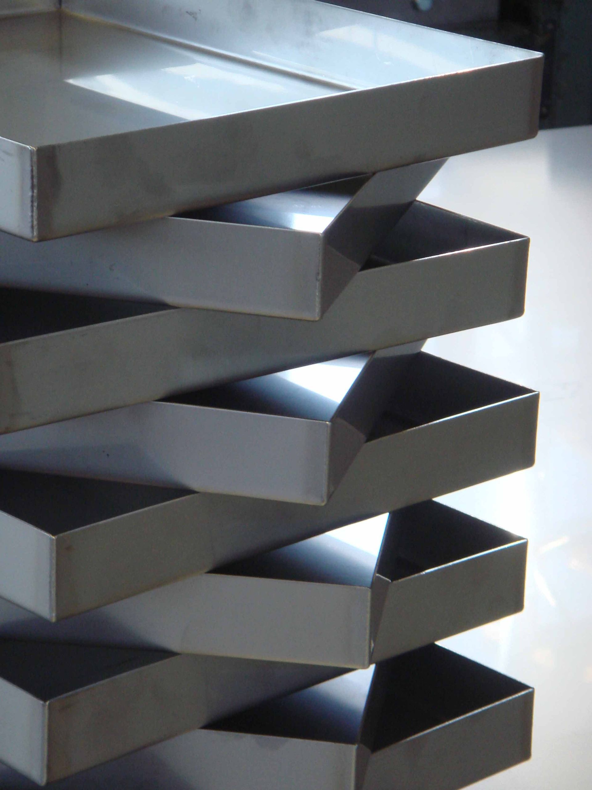 Chromstahlwannen abgebogen – Klopfenstein Spenglerei