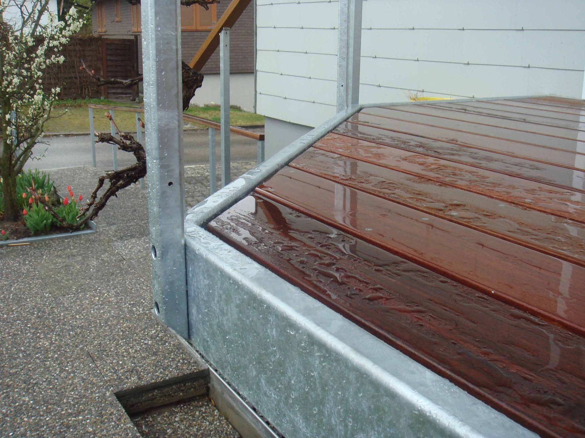 Podestverzinkt – Klopfenstein Spenglerei