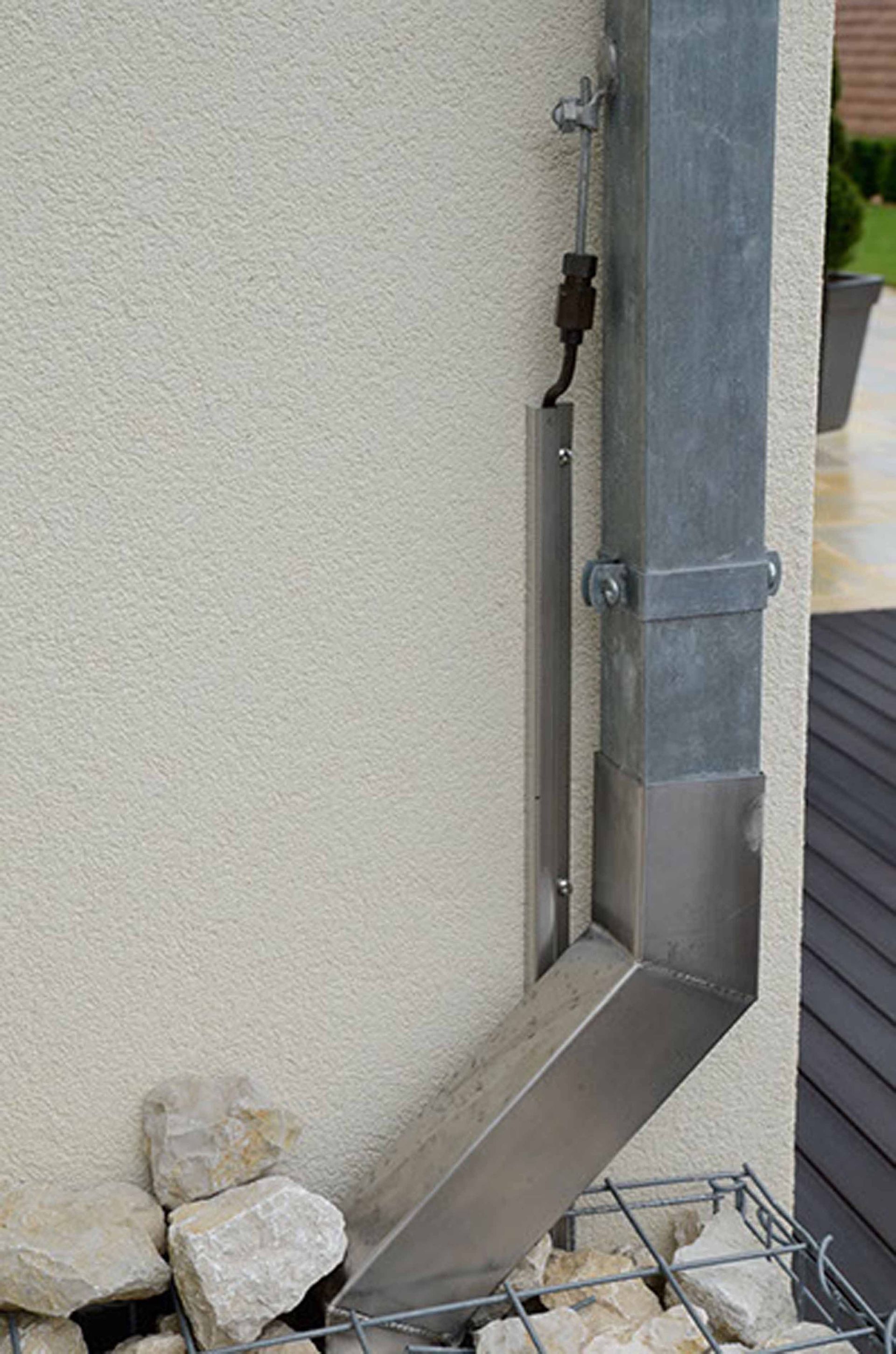 Blitzschutz Verbindung Fangleitung mit Ableitung mit Messtrennmuffe – Klopfenstein Spenglerei