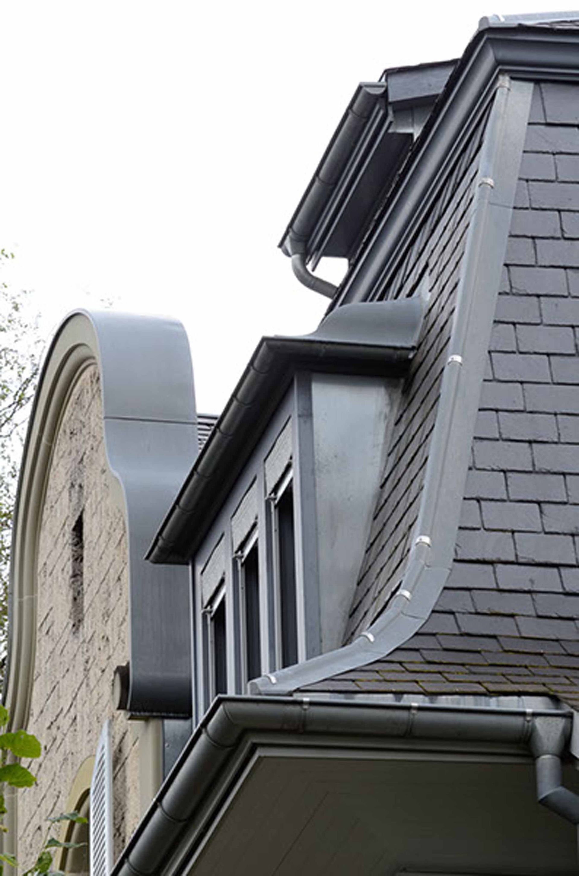 Spenglerarbeiten Steildach Eternit Klopfenstein Spenglerei