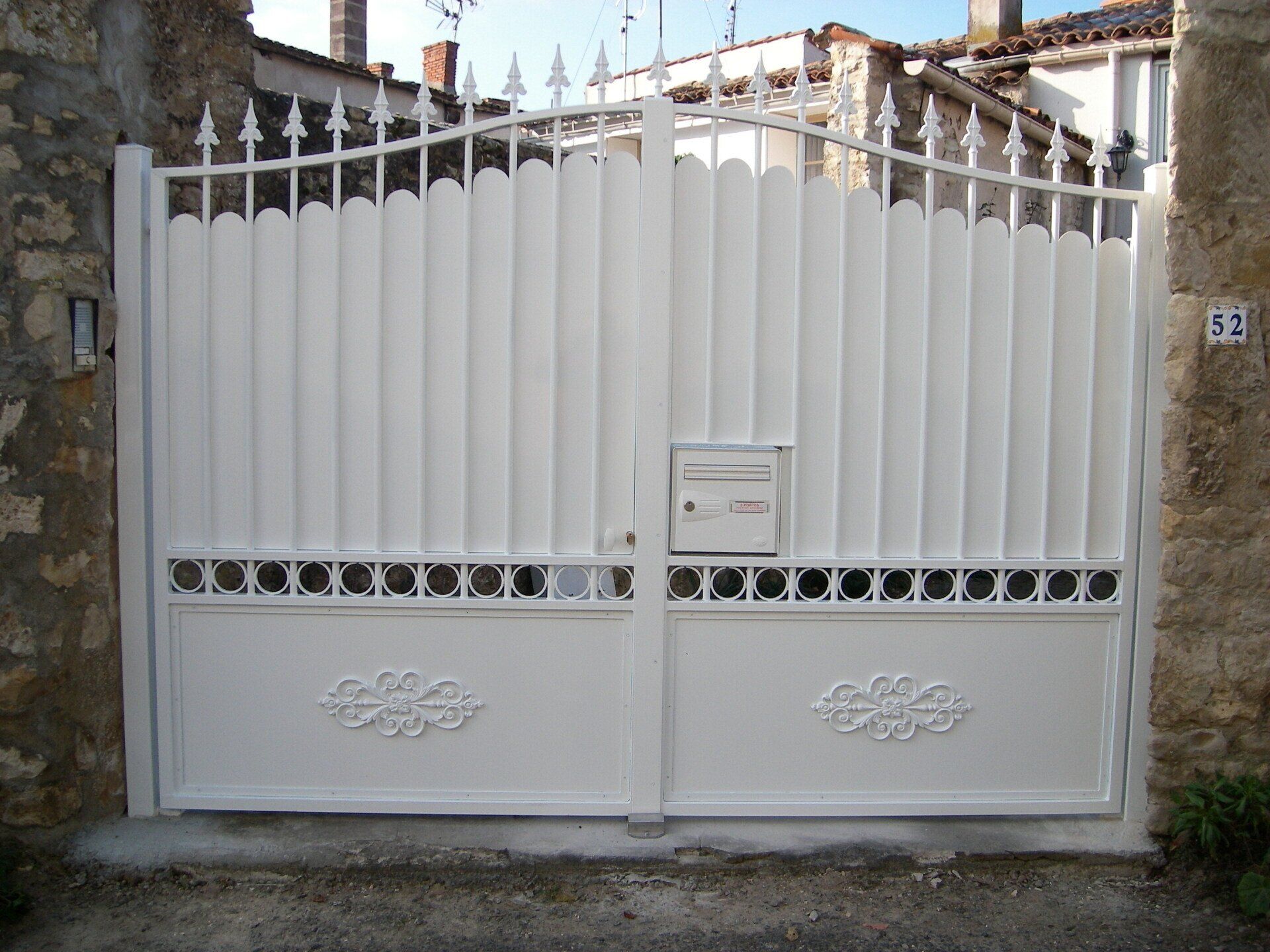 Portail en fer forgé