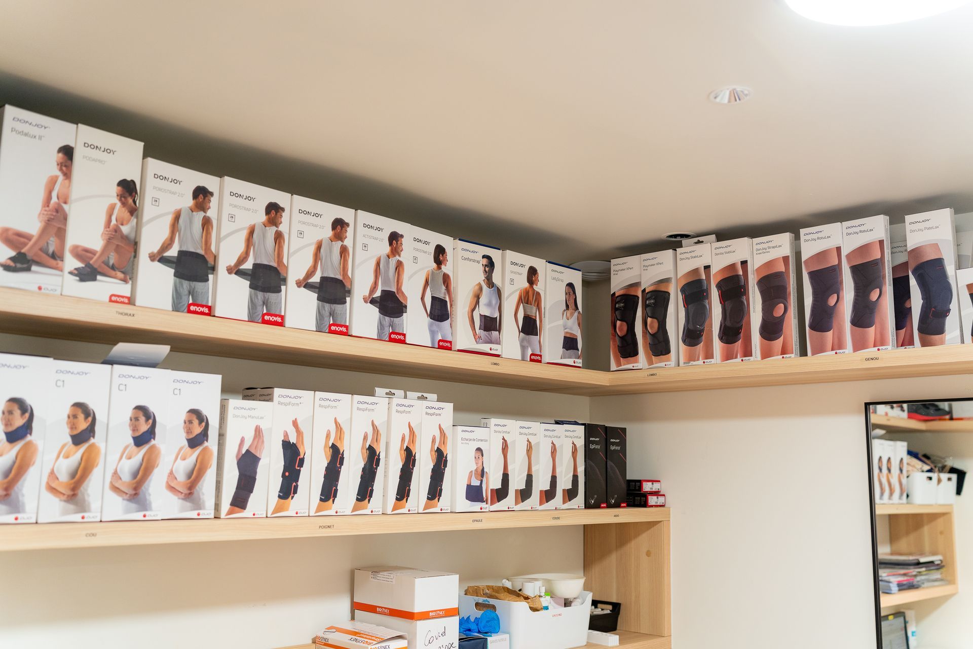 Rayon d'attelles et autres articles d'orthopédie