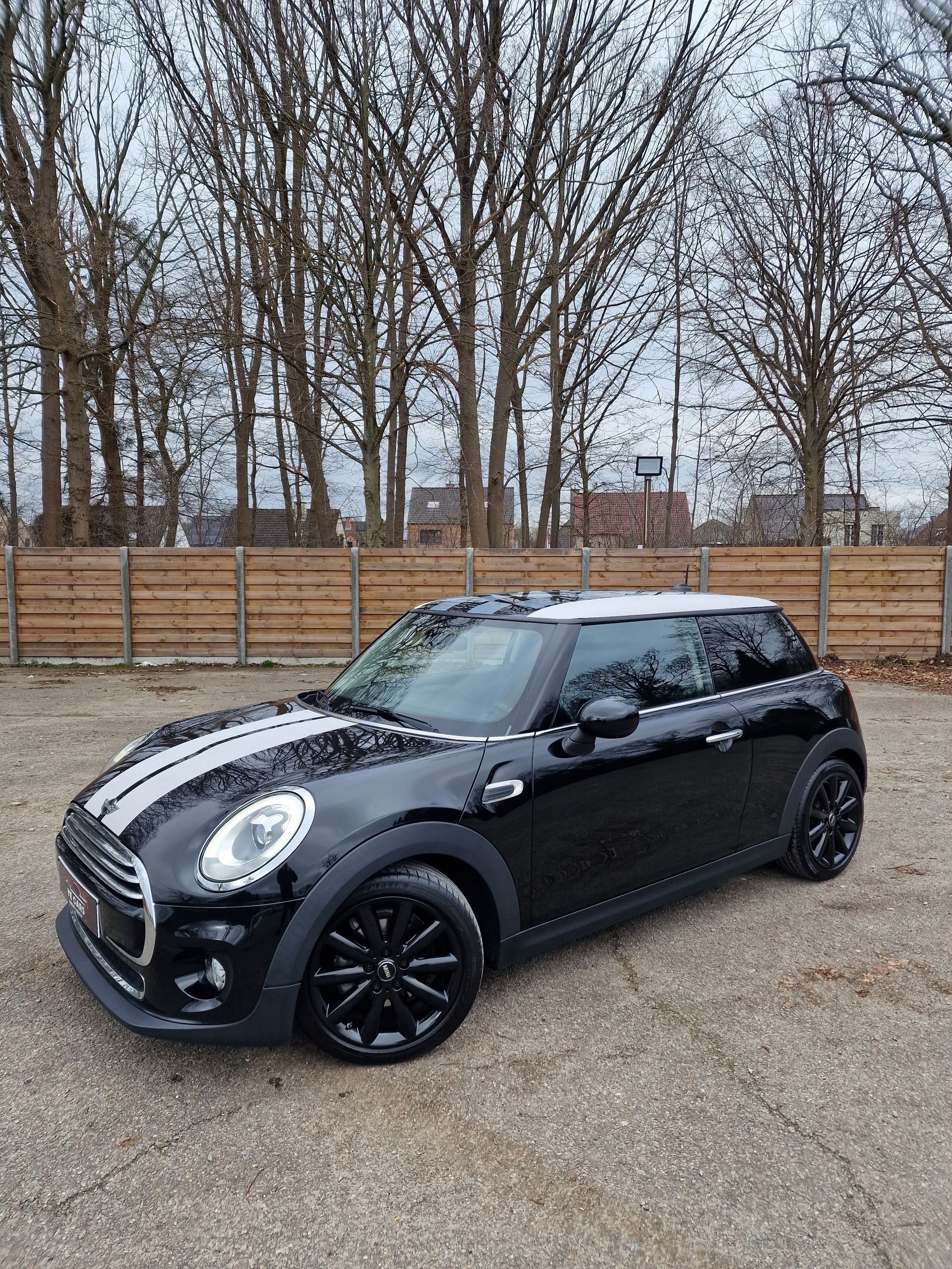 Mini Cooper 1.5iA Full Option Sport Pack