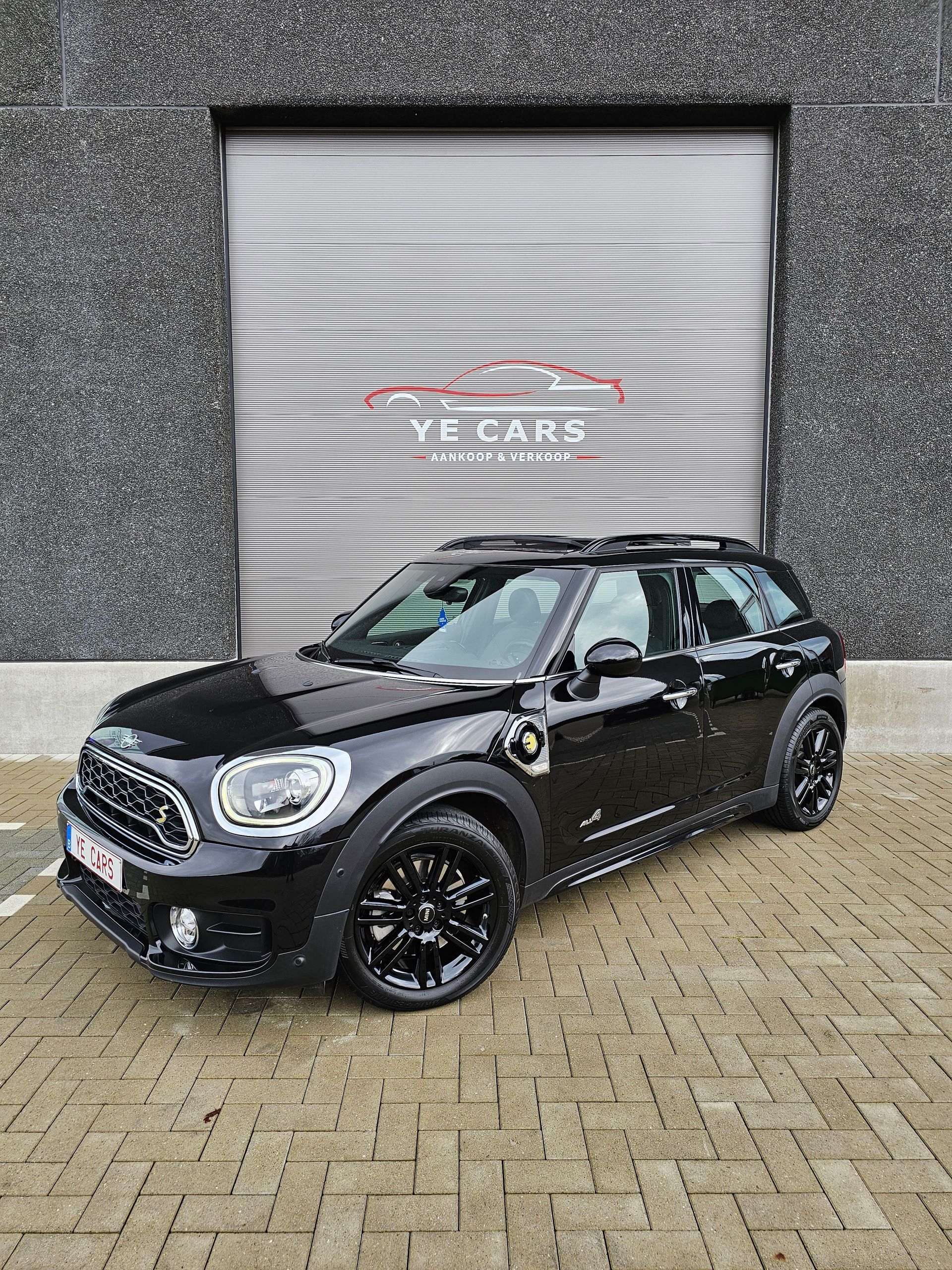 MINI Countryman SE 1.5iA PHEV ALL4 Pano Full Option