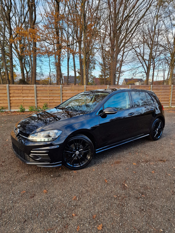 VW Golf VII 1.5TSI Act Full R-Line DSG Comfortline